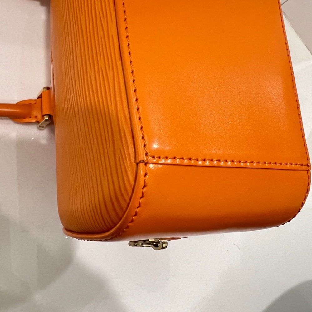 Louis Vuitton Epi Jasmine Handbag Orange - Picture 4 of 10